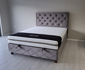 Boxspring postelja Dali, Komplet z dvižnim dnom, predalom in vzmetnico 140x200 , Barva siva